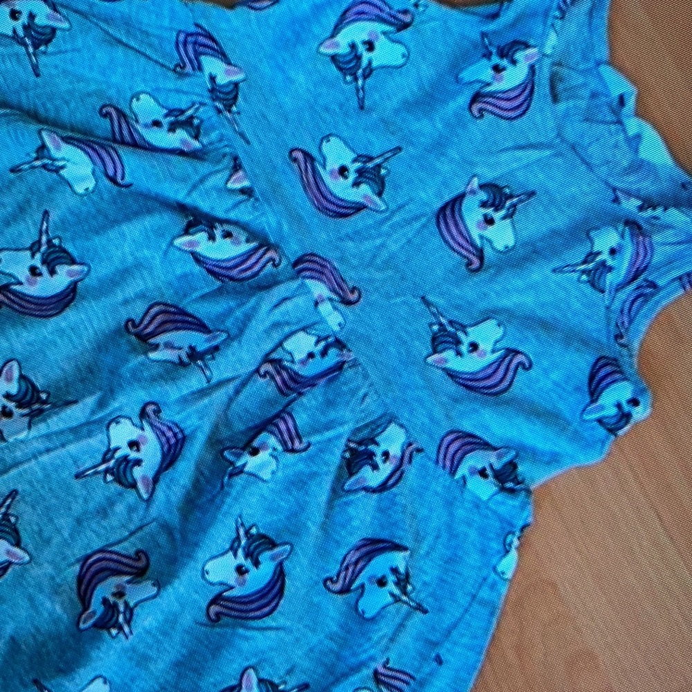 Sleeveless design with ruffle dress